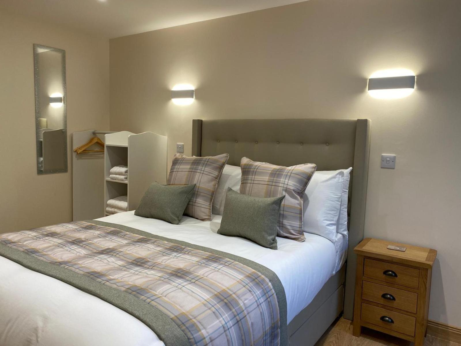Waverley Inn Holiday Apartments Inverness Rum bild