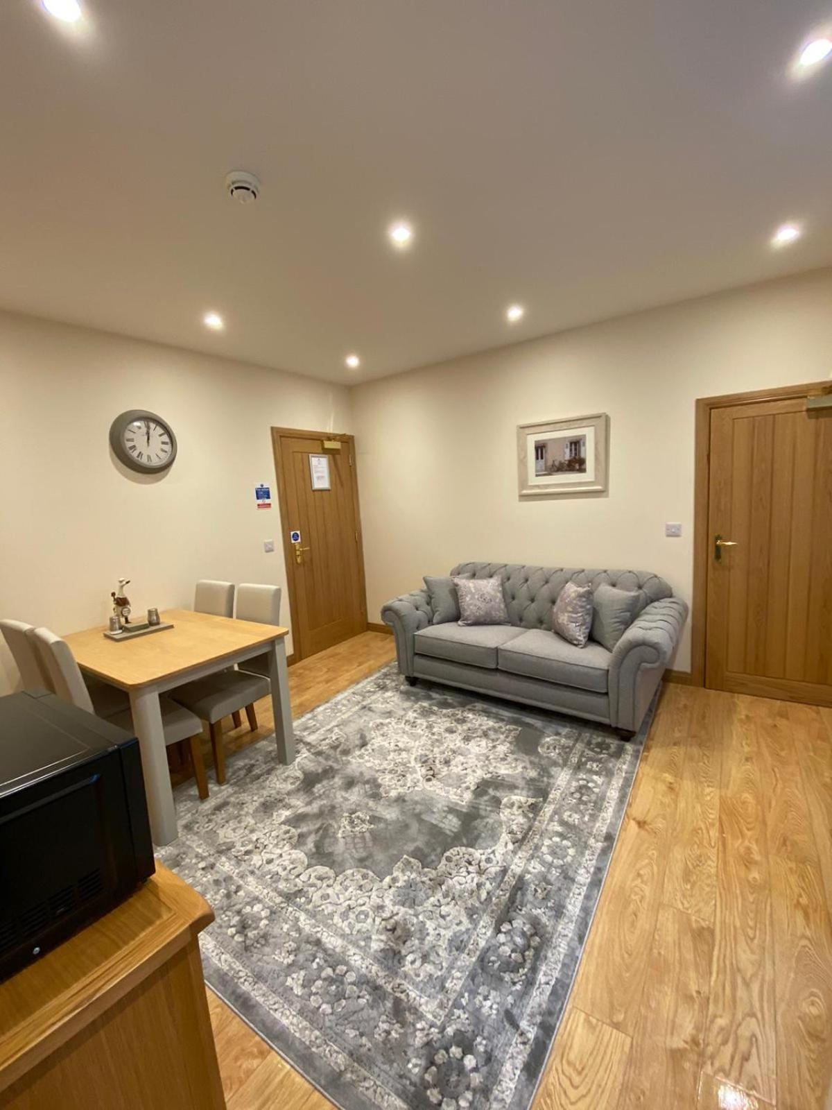 Waverley Inn Holiday Apartments Inverness Rum bild
