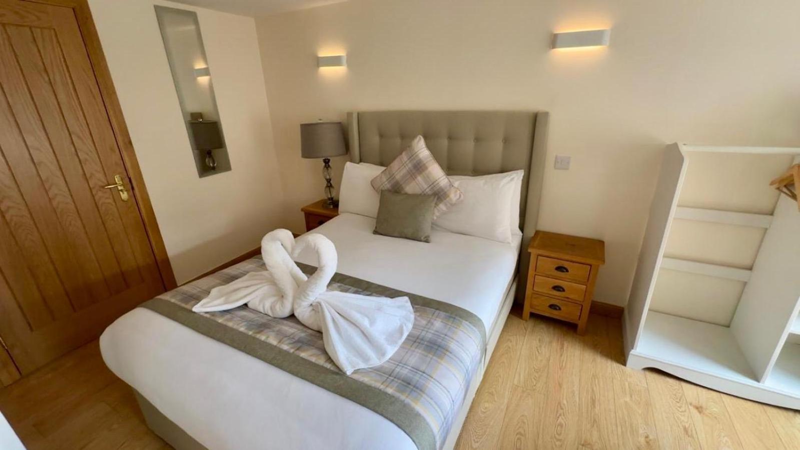 Waverley Inn Holiday Apartments Inverness Exteriör bild